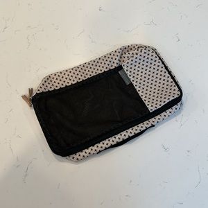 Petunia Pickle Bottom Max Pixel / Packing Cube